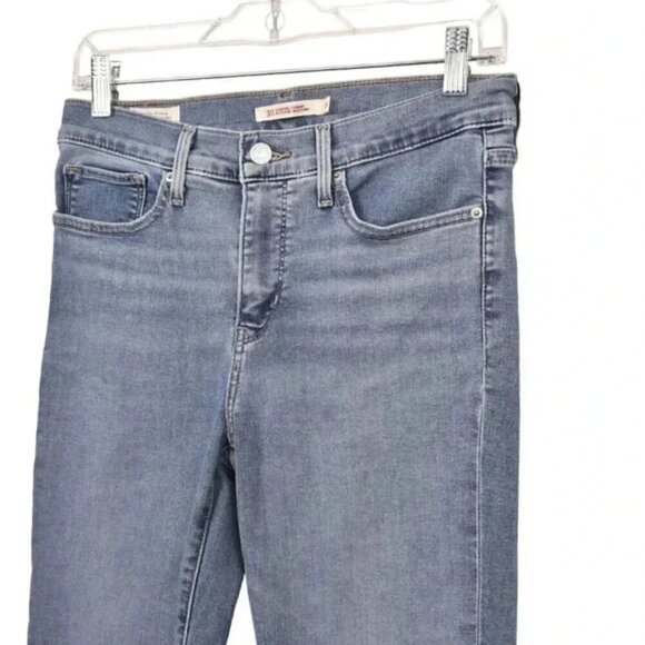 Levi's 311 Shaping Skinny Premium High Rise Denim Light Wash Jeans Size 28 - Picture 3 of 10